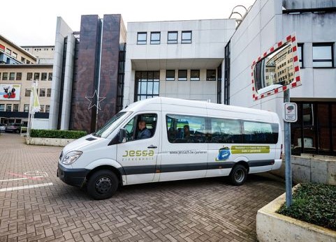 Met het pendelbusje van Jessa Ziekenhuis naar Salvator Ziekenhuis … NOT.